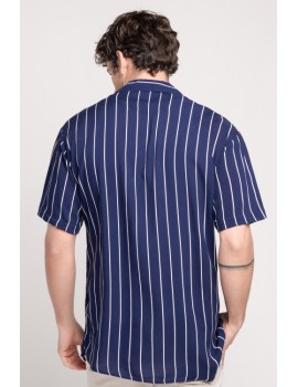 Ανδρικό ριγέ κοντομάνικο πουκάμισο - Μπλε σκούρο