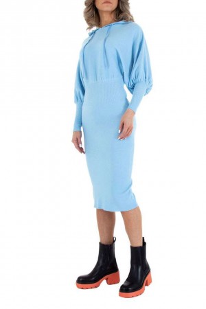 Εφαρμοστό φόρεμα με κουκούλα - Γαλάζιο